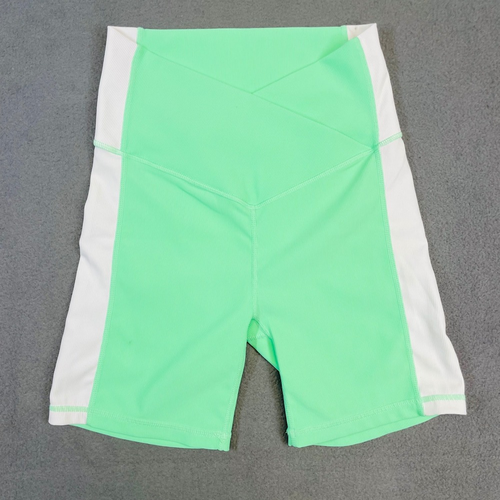 Wilo The Label Green Ribbed Biker Shorts Size Small High Waist Activewear Yoga